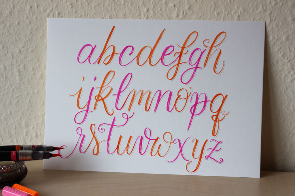 CalliLetters-Kalligrafie-Alphabet-mit-Brushpens