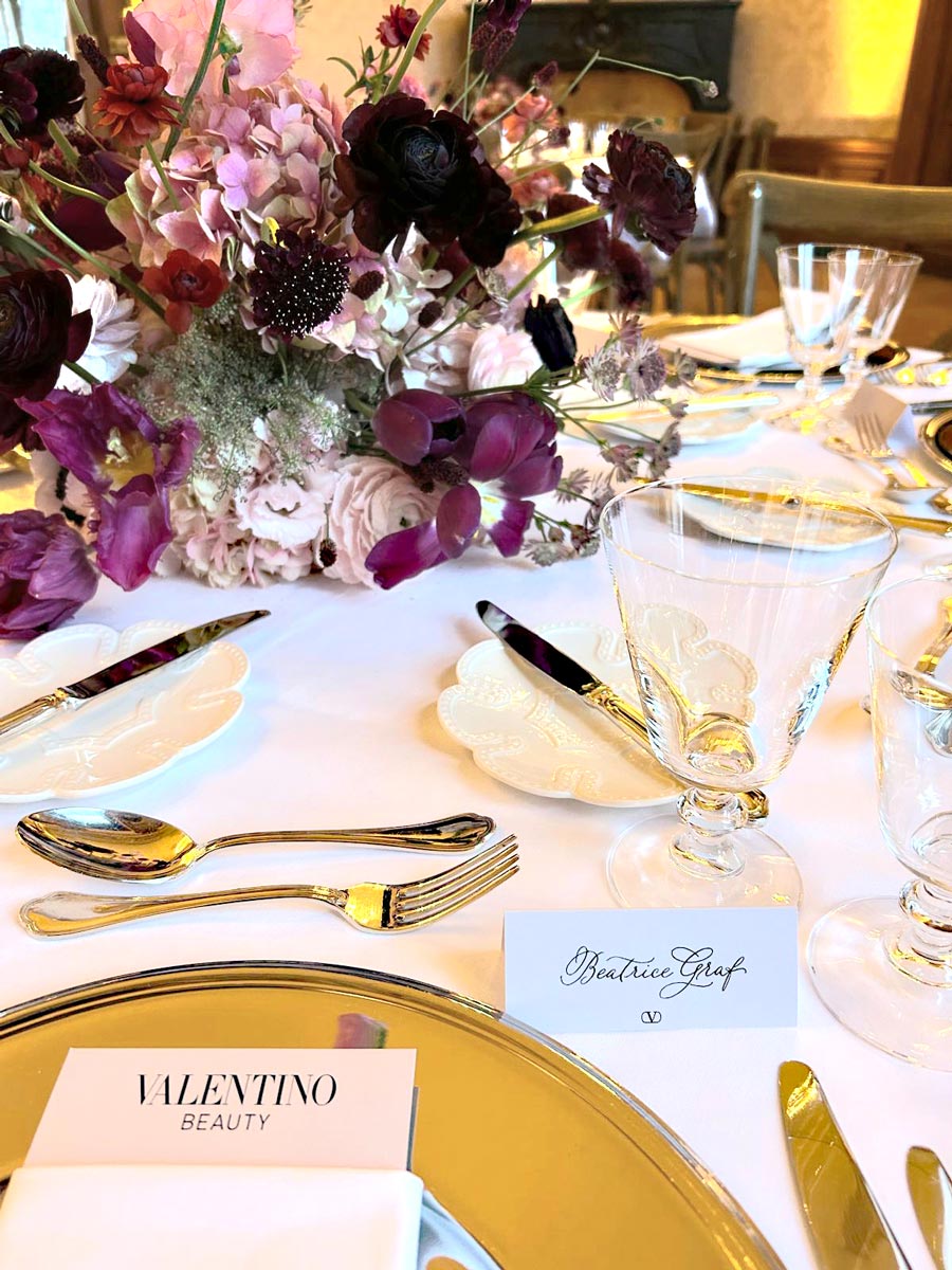 Kalligrafie auf Tischkarten für Valentino von Sandra Brezina aka CalliLetters aus Wien